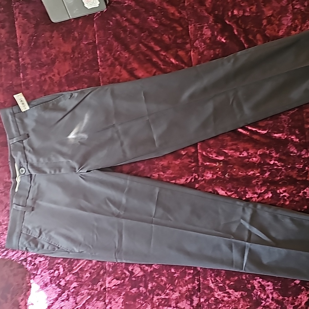 Men's Amazon Essentials pants  32X28